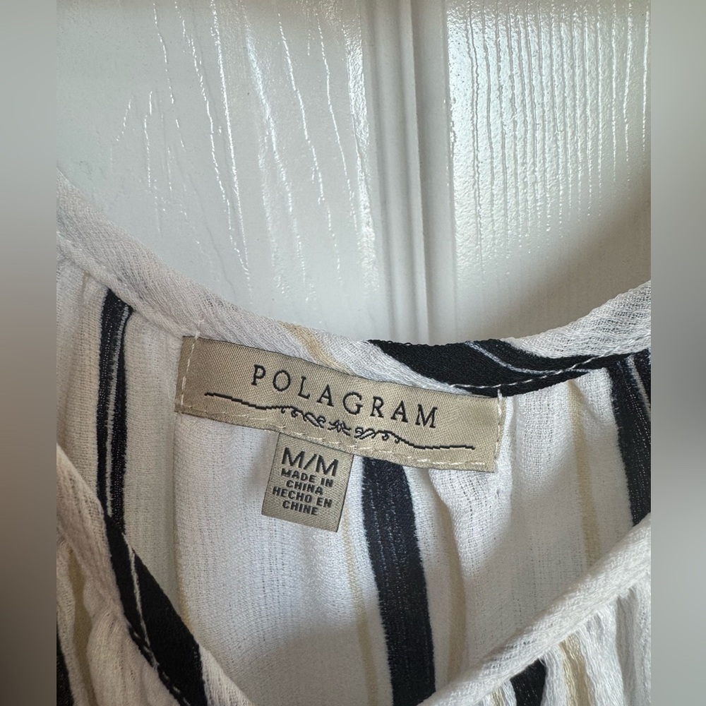 POLOGRAM cold shoulder top - Picture 5 of 6